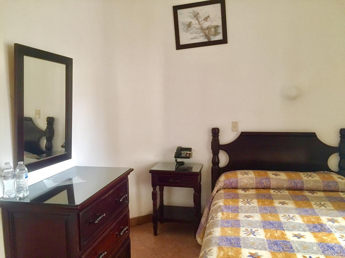 Hotel De Los Banos Pachuca Екстериор снимка